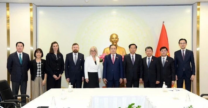 Chủ tịch Quốc hội Trần Thanh Mẫn tiếp Tổng giám đốc Tổ chức quốc tế Pháp ngữ Caroline St-Hilaire