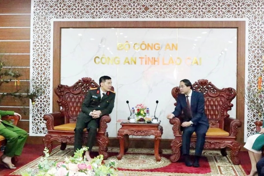 Lào Cai: Chủ tịch UBND tỉnh Trịnh Xuân Trường chúc Tết lãnh đạo, cán bộ, chiến sĩ Công an tỉnh