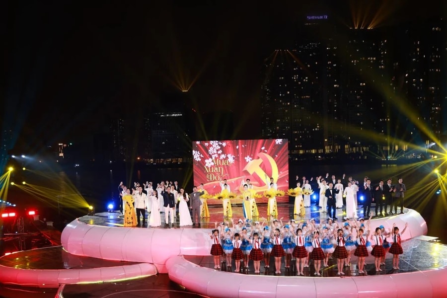 “Mùa Xuân đỏ” kỷ niệm 95 năm thành lập Đảng