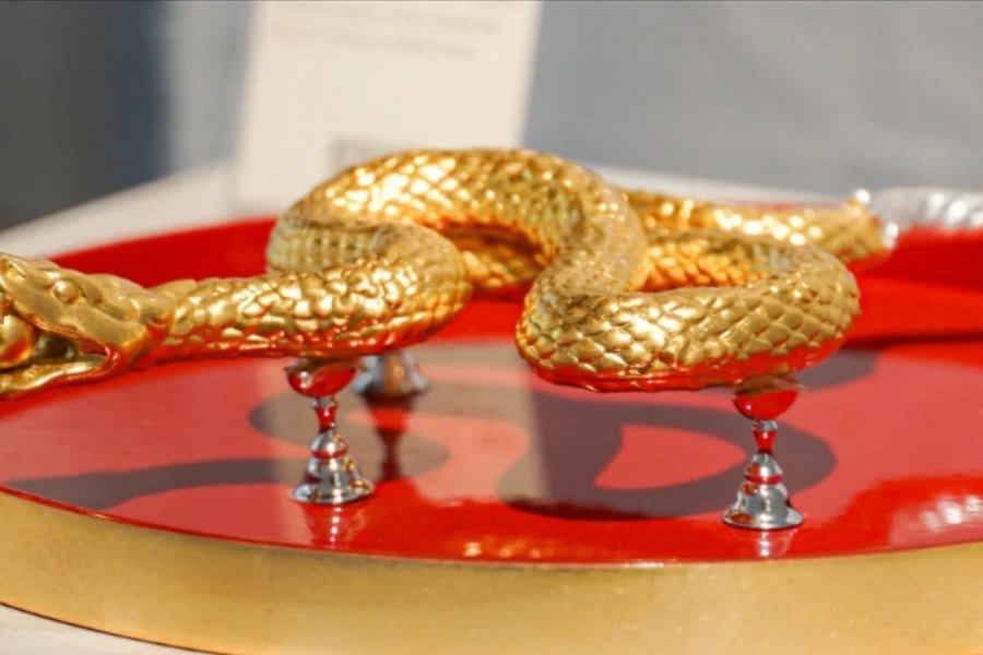 Linh vật rắn - truyền thống và đương đại