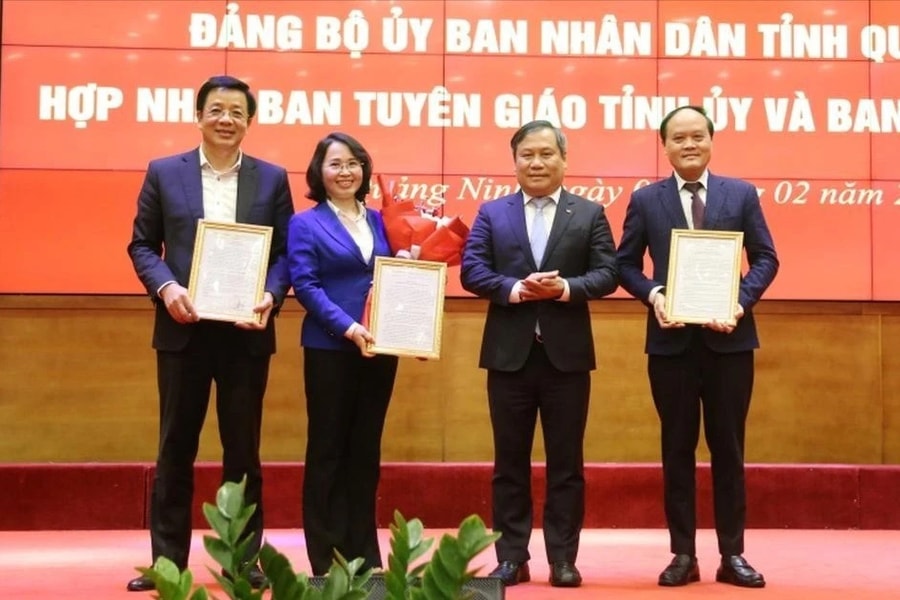 Quảng Ninh: Công bố quyết định thành lập và hợp nhất các Đảng bộ, cơ quan trực thuộc Tỉnh ủy