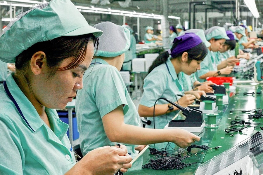 Bình Dương: Nhà máy, xí nghiệp sáng đèn, tăng tốc sản xuất đơn hàng đầu năm