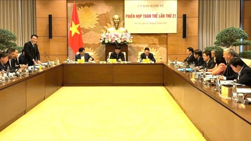 Ủy ban Kinh tế họp Phiên toàn thể thứ 21