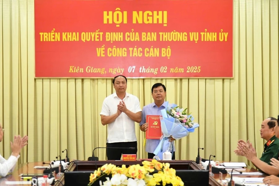 Bí thư Tỉnh ủy Kiên Giang giữ chức Bí thư Đảng ủy quân sự tỉnh