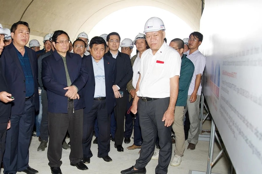 Thủ tướng Phạm Minh Chính kiểm tra một số dự án giao thông trọng điểm tại Quảng Ngãi