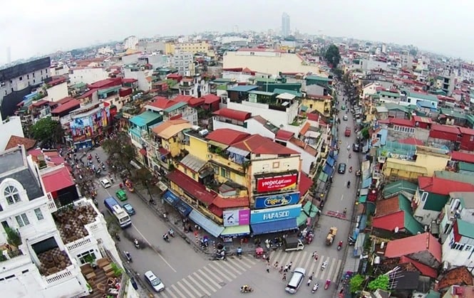 Thí điểm hạn chế ô tô trên 16 chỗ vào phố cổ, Hồ Gươm từ tháng 3.2025