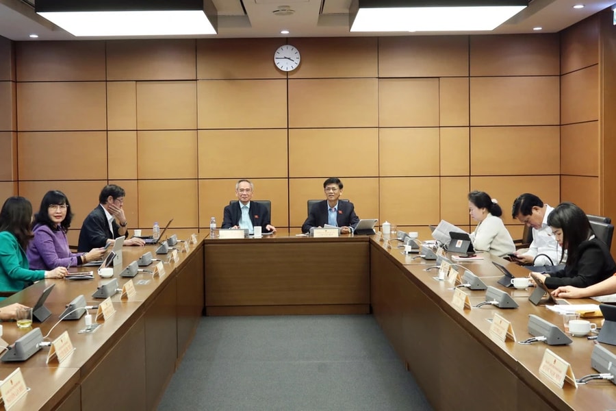 Làm mới các động lực tăng trưởng truyền thống