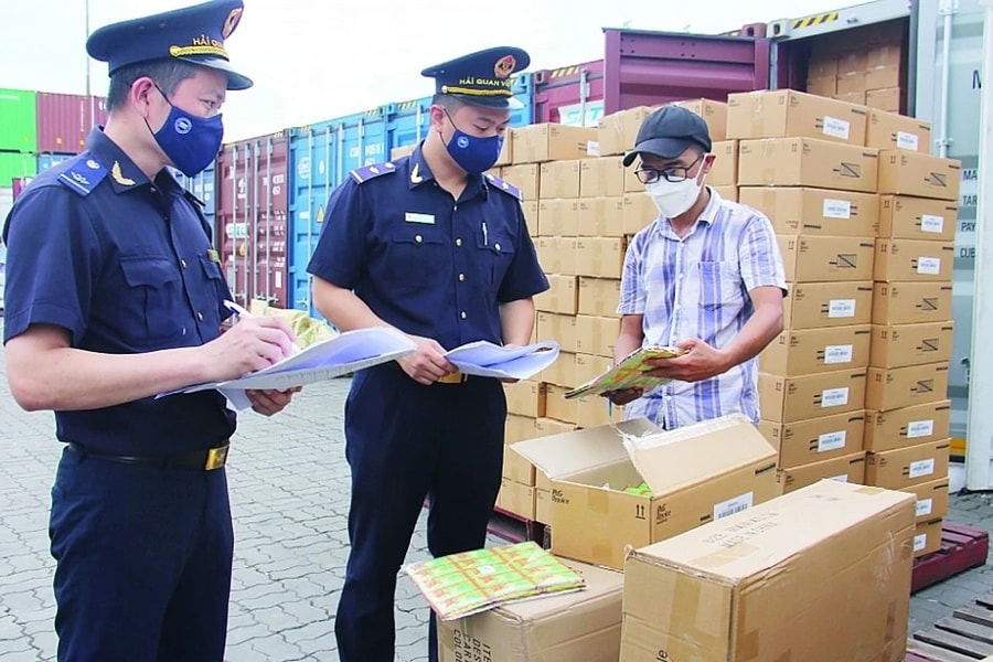Dừng miễn thuế giá trị gia tăng với hàng nhập khẩu trị giá thấp từ 18.2