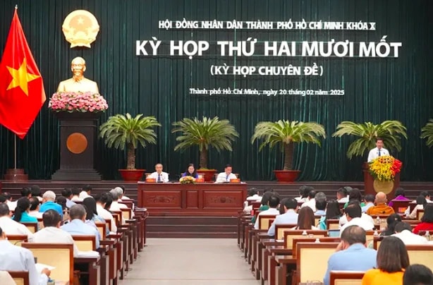 TP. Hồ Chí Minh: Dành gần 17.000 tỷ đồng hỗ trợ cán bộ thôi việc