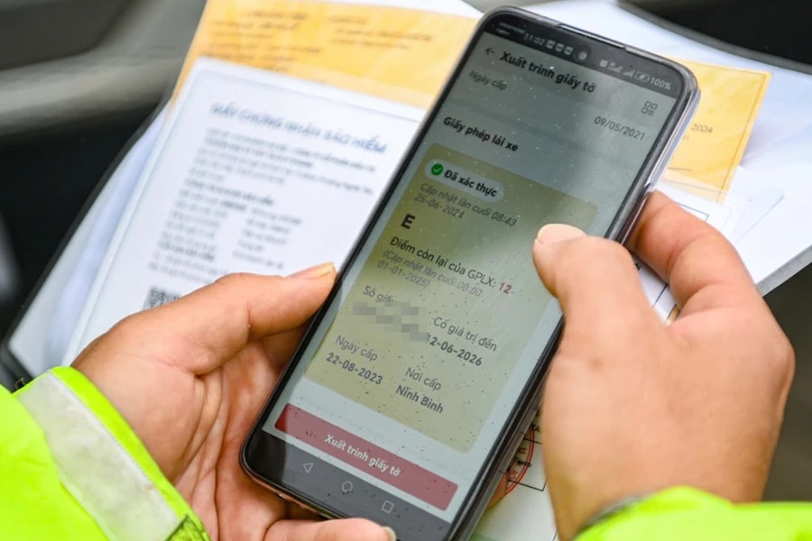 Ưu tiên ứng dụng môi trường điện tử cho hoạt động cấp, đổi giấy phép lái xe
