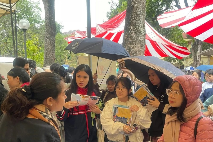 Tuyển sinh vào lớp 10 ở Hà Nội năm 2025: Toán, Văn không nhân hệ số 2