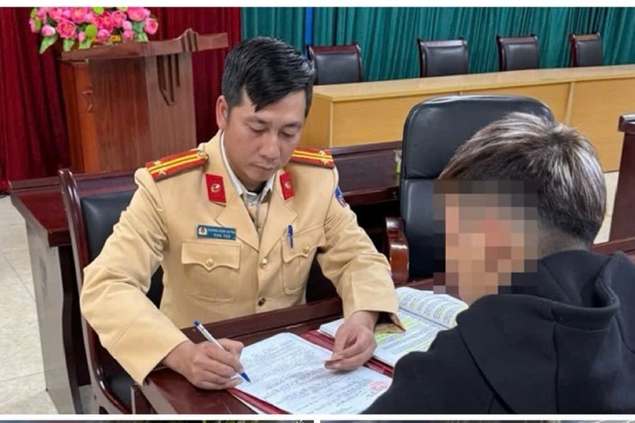 Cảnh sát giao thông Hà Nội xử lý nghiêm thanh niên "bốc đầu" xe máy qua tin báo của người dân