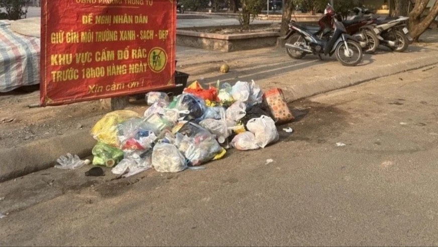 Hà Nội: Lắp camera giám sát, xử lý hành vi đổ trộm rác thải, bỏ rác không đúng nơi quy định tại 4 quận 