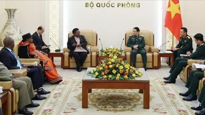 Đại tướng Phan Văn Giang tiếp Quyền Tổng Thư ký Quốc phòng Nam Phi