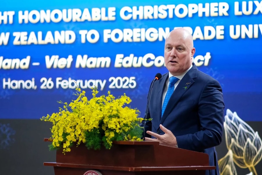 Thủ tướng New Zealand giao lưu với sinh viên Trường Đại học Ngoại thương