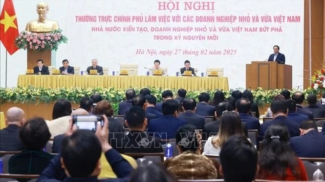 Thủ tướng Phạm Minh Chính chủ trì Hội nghị Thường trực Chính phủ với doanh nghiệp nhỏ và vừa