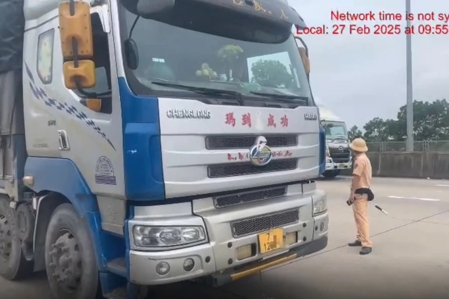 Vi phạm quá tải trọng, chủ phương tiện và lái xe bị phạt hơn 200 triệu đồng
