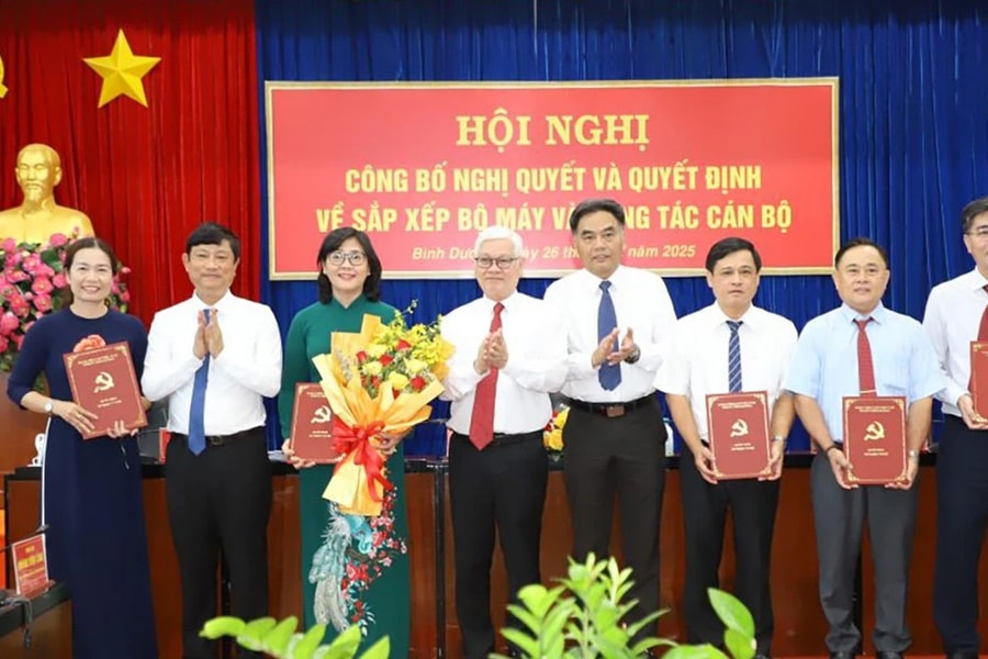 Bình Dương: Nhiều giám đốc sở được bổ nhiệm chức vụ mới