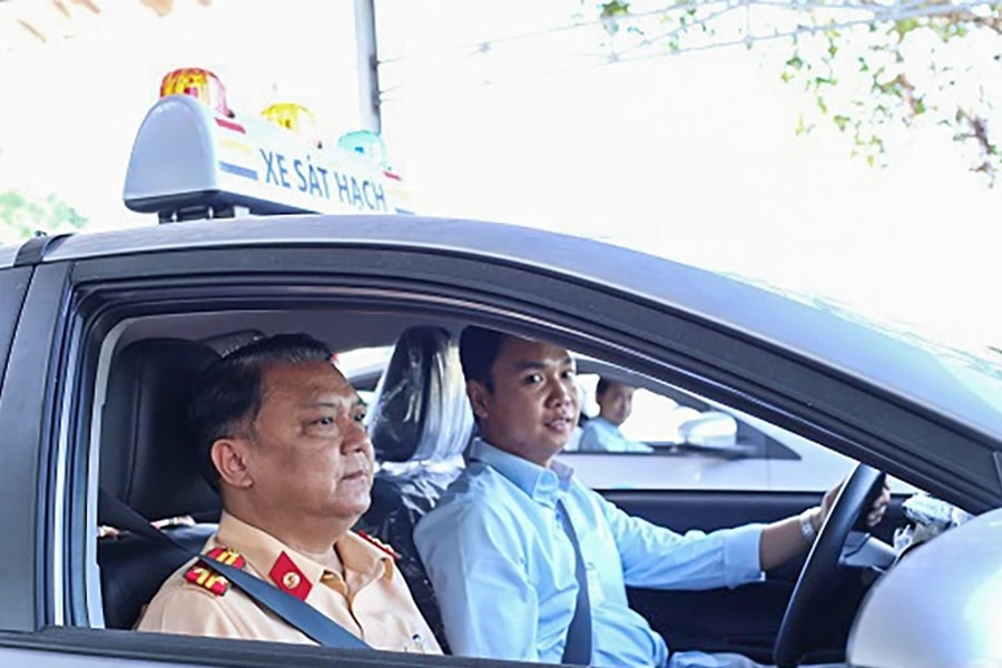 Bình Dương: Cấp, đổi giấy phép lái xe và phân cấp công tác đăng ký xe từ ngày 1.3