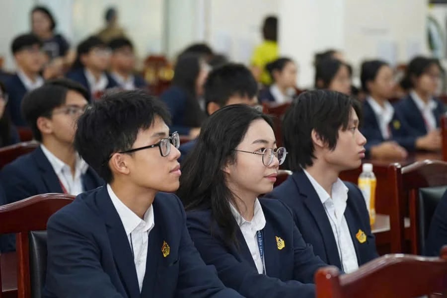 Miễn học phí từ mầm non đến phổ thông: Hướng đến nền giáo dục công bằng, nhân văn