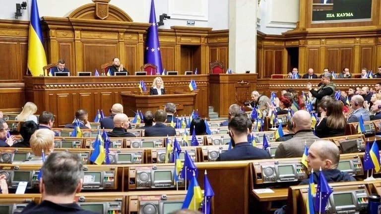 Quốc hội Ukraine công khai ủng hộ Tổng thống Mỹ trong giải quyết xung đột