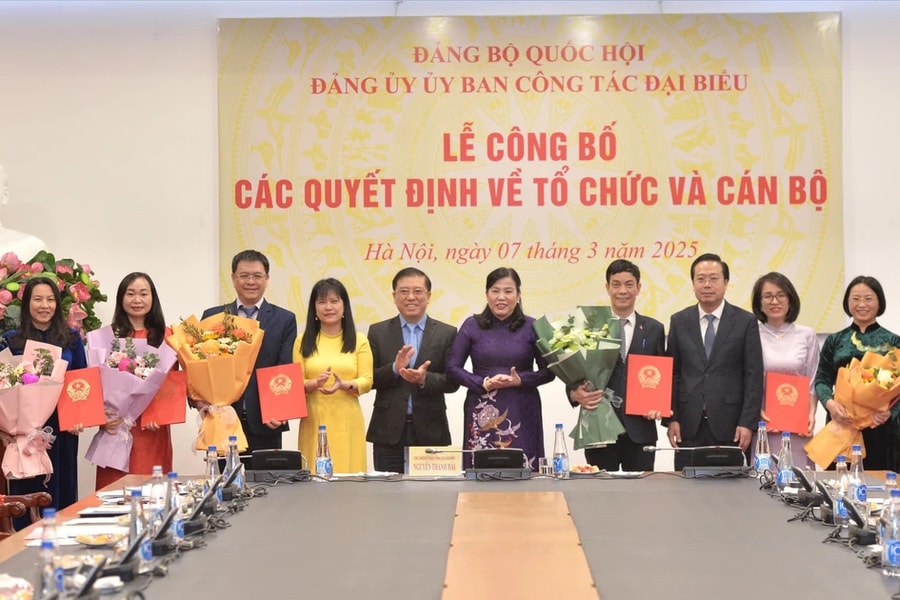 Ra mắt Ban chấp hành Đảng bộ Ủy ban Công tác đại biểu nhiệm kỳ 2020 – 2025