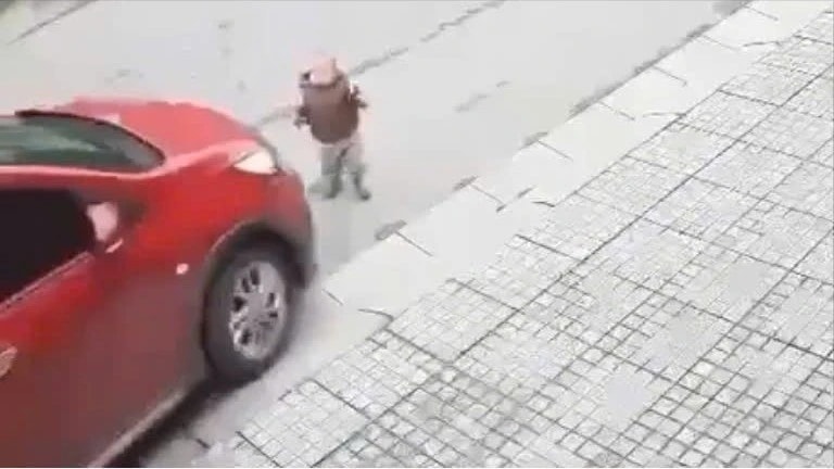 Hà Tĩnh: Ô tô của phụ huynh cán cháu bé tử vong trước cơ sở trông trẻ