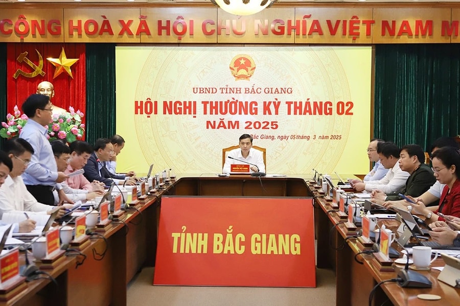 Bắc Giang: Tiếp tục tháo gỡ, xử lý cụ thể đối với từng công trình, dự án chậm tiến độ, tồn đọng, vướng mắc