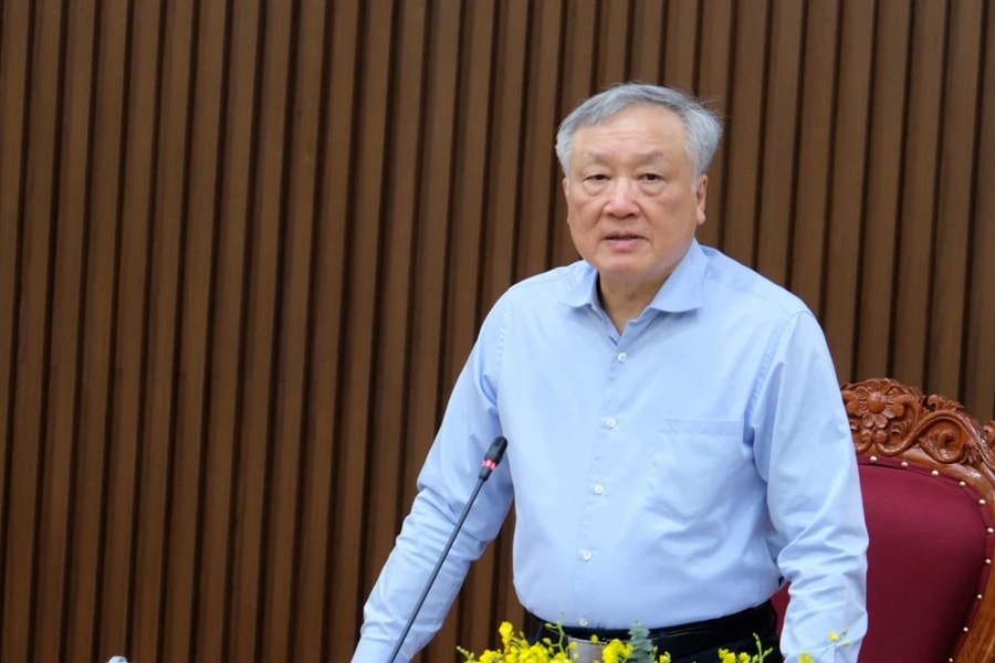 Phó Thủ tướng Nguyễn Hòa Bình làm việc với 4 địa phương để tháo gỡ vướng mắc cho 4 dự án cao tốc qua miền Trung