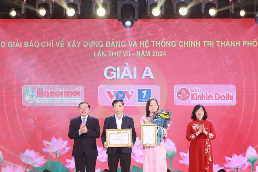 Hà Nội trao thưởng Giải Báo chí về xây dựng Đảng lần thứ VII