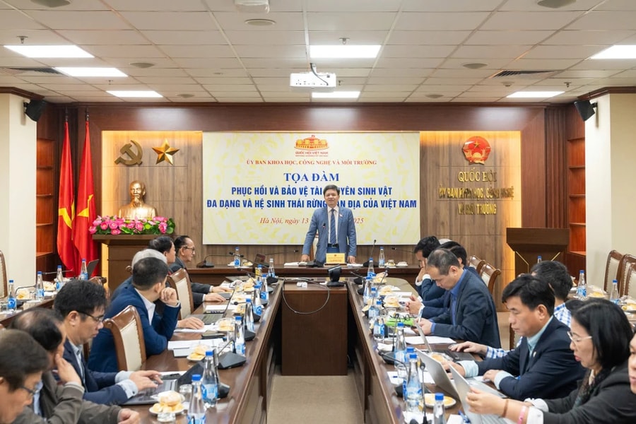 Toạ đàm về phục hồi, bảo vệ tài nguyên sinh vật đa dạng và hệ sinh thái rừng bản địa của Việt Nam