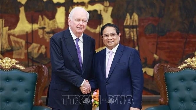 Thủ tướng Phạm Minh Chính: Đề nghị Giáo sư Thomas Vallely tham vấn để Việt Nam thúc đẩy tăng trưởng