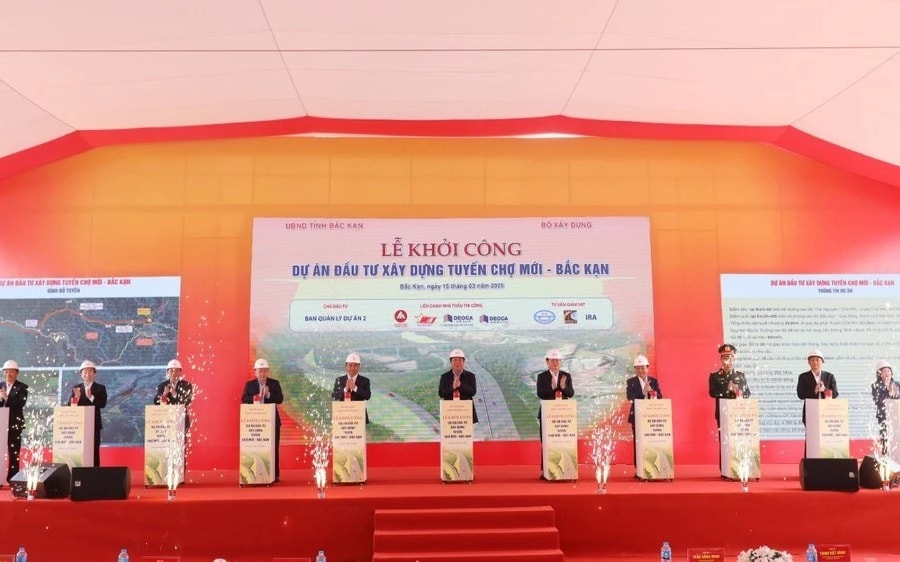 Khởi công Dự án đầu tư xây dựng tuyến Chợ Mới - Bắc Kạn