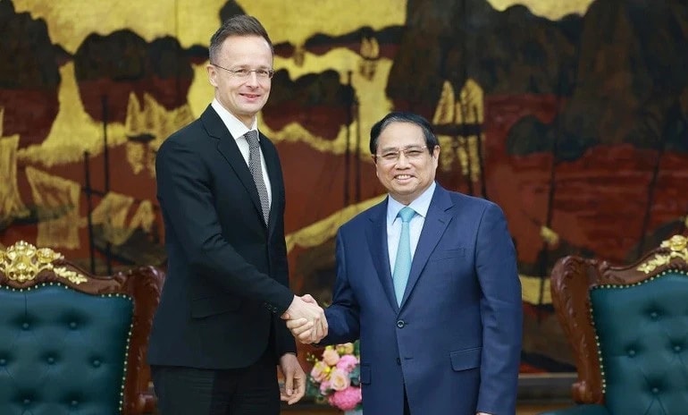 Thủ tướng Phạm Minh Chính tiếp Bộ trưởng Ngoại giao và Kinh tế đối ngoại Hungary