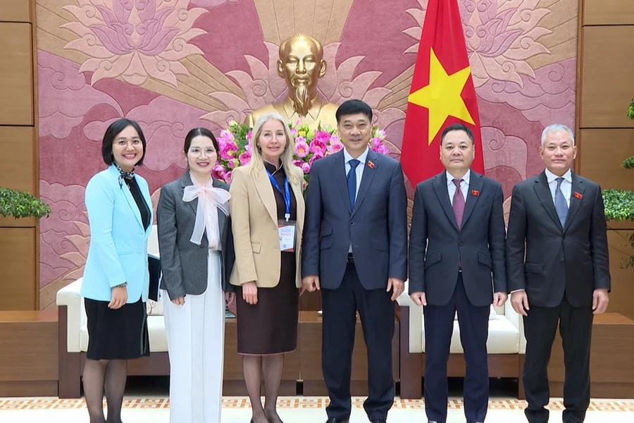 Ford Việt Nam là một biểu tượng ý nghĩa trong quan hệ kinh tế, thương mại, đầu tư Việt Nam - Hoa Kỳ 