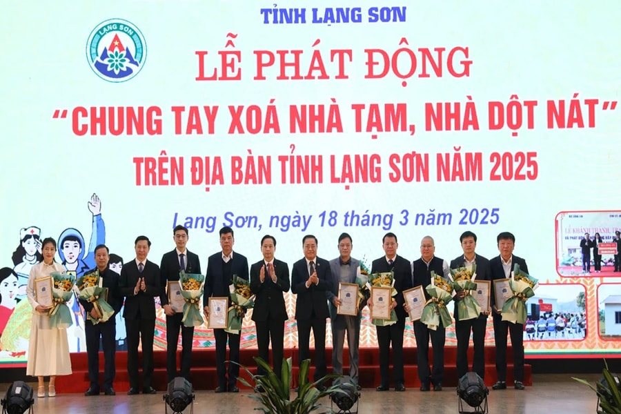 PC Lạng Sơn: Chung tay hỗ trợ xóa nhà tạm, nhà dột nát 