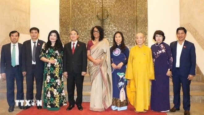 Phó Chủ tịch Quốc hội Nguyễn Đức Hải hội kiến Thủ tướng Sri Lanka Harini Amarasuriya