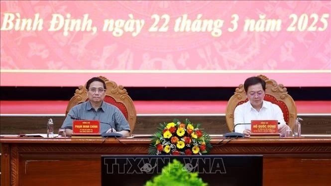 Thủ tướng Phạm Minh Chính làm việc với Ban Thường vụ Tỉnh ủy Bình Định