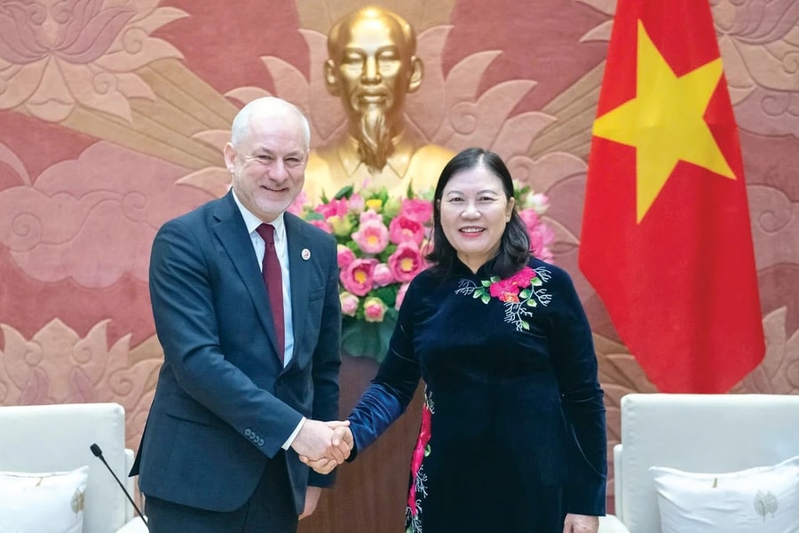 Chủ tịch Nhóm Nghị sĩ hữu nghị Việt Nam - Ba Lan Lê Thị Nga tiếp Chủ tịch Nhóm Nghị sĩ hữu nghị Ba Lan - Việt Nam