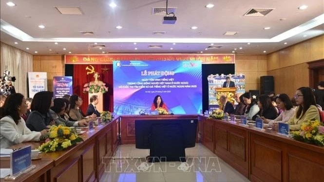 Để thế hệ trẻ kiều bào nói, yêu, hiểu và tự hào về tiếng Việt