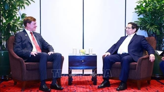 Thủ tướng Phạm Minh Chính tiếp Chủ tịch Tập đoàn Embraer