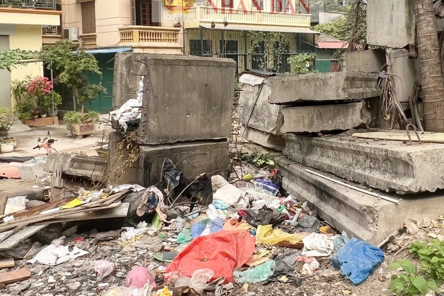 Hà Nội: Dự án đội vốn trăm tỷ "đắp chiếu" nhiều năm, người dân khổ sở vì rác thải, nước ngập khi mưa lớn