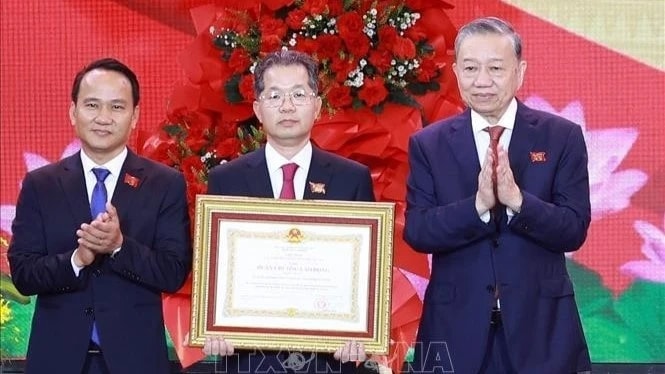 Tổng Bí thư Tô Lâm dự Lễ kỷ niệm 95 năm Ngày thành lập Đảng bộ thành phố và 50 năm Ngày Giải phóng thành phố Đà Nẵng