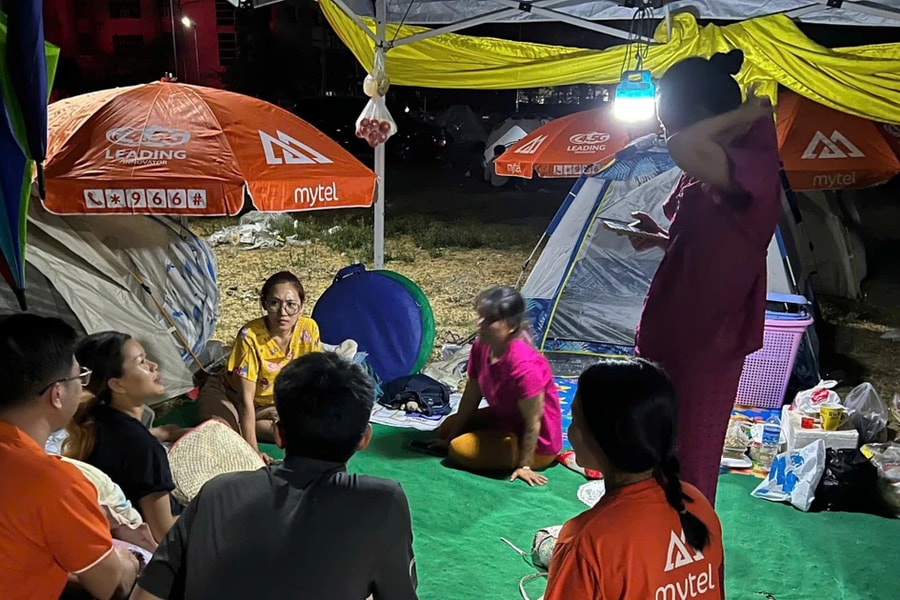 Viettel chung sức cùng đội cứu hộ Việt Nam tại Myanmar