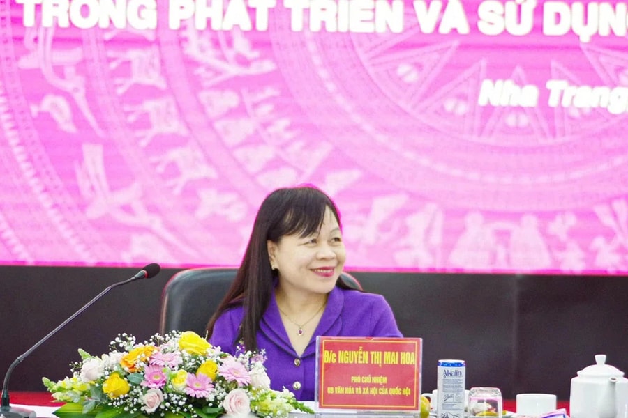 Đoàn giám sát của Ủy ban Thường vụ Quốc hội làm việc với Viện Vắc xin và Sinh phẩm Y tế