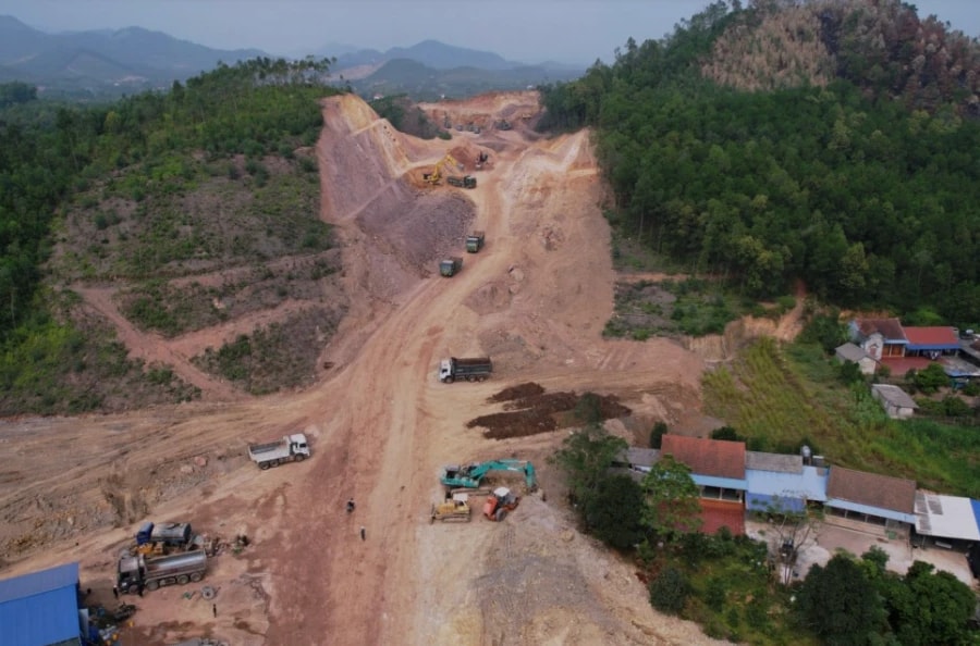 Công ty cổ phần đầu tư xây dựng và phát triển Mỹ Anh cùng liên danh trúng nhiều gói thầu tại tỉnh Sơn La với tỷ lệ tiết kiệm ngân sách thấp