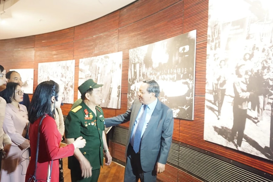 Nhân chứng lịch sử kể chuyện giải phóng miền Nam