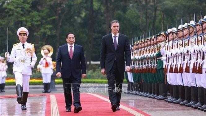 Thủ tướng Phạm Minh Chính chủ trì Lễ đón Thủ tướng Tây Ban Nha thăm chính thức Việt Nam