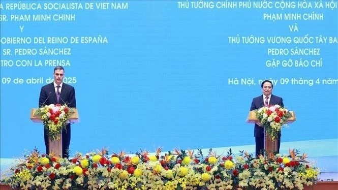 Thủ tướng Phạm Minh Chính và Thủ tướng Tây Ban Nha Pedro Sanchez họp báo chung