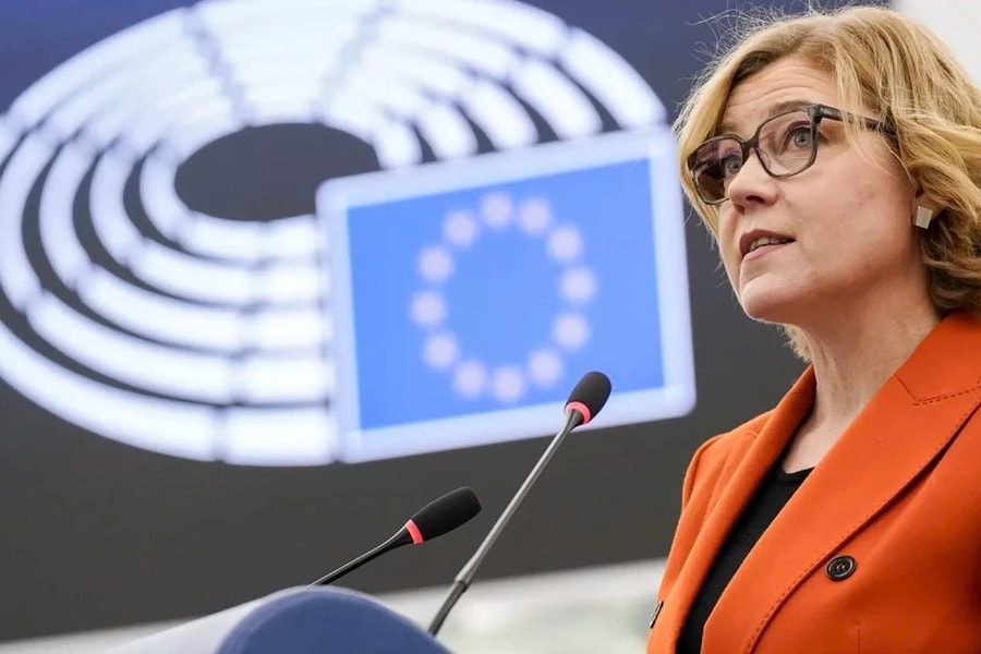 EU công bố Chương trình hành động AI: Tăng cường năng lực cạnh tranh trong lĩnh vực trí tuệ nhân tạo